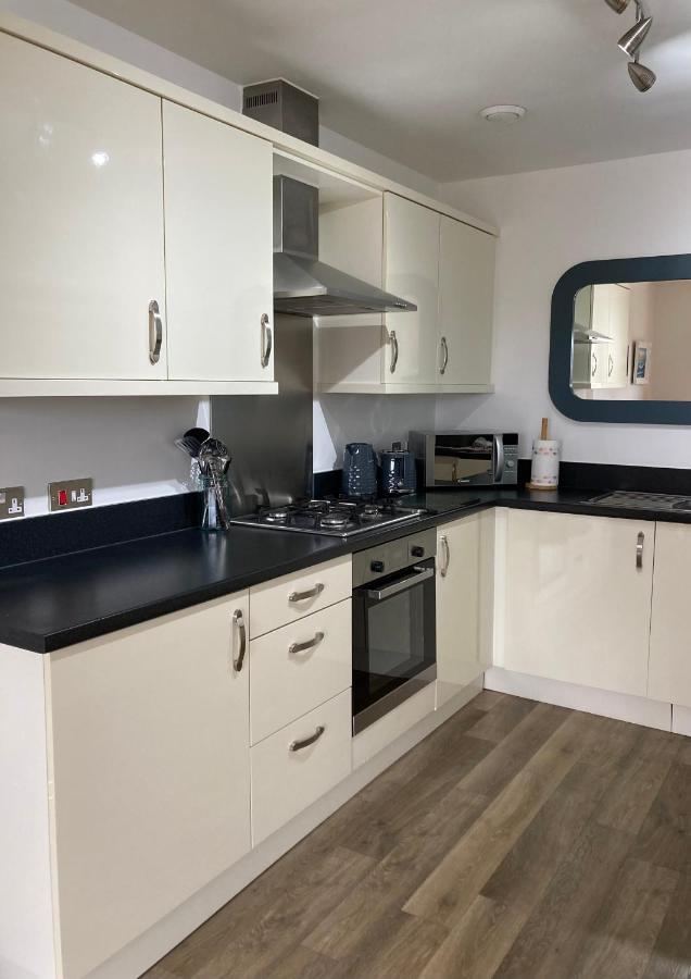 Dog-friendly Stylish Flat, Parking, Nr Lusty Glaze *